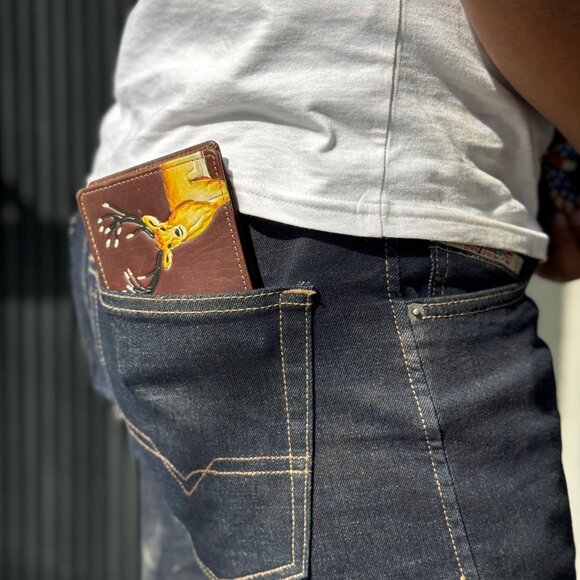 Hunter Leather Men Wallet with RFID Blocking - Picture 9 of 10